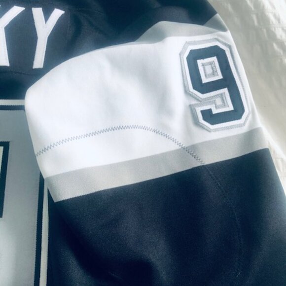 AUTHENTIC GRETZKY LA KINGS JERSEY - Picture 12 of 13